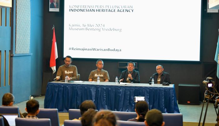 Plt Kepala Indonesian Heritage Agency, Ahmad Mahendra