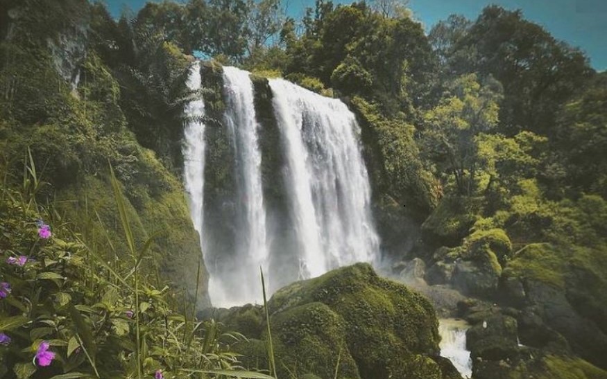 Curug Sewu di Kendal, Jawa Tengah