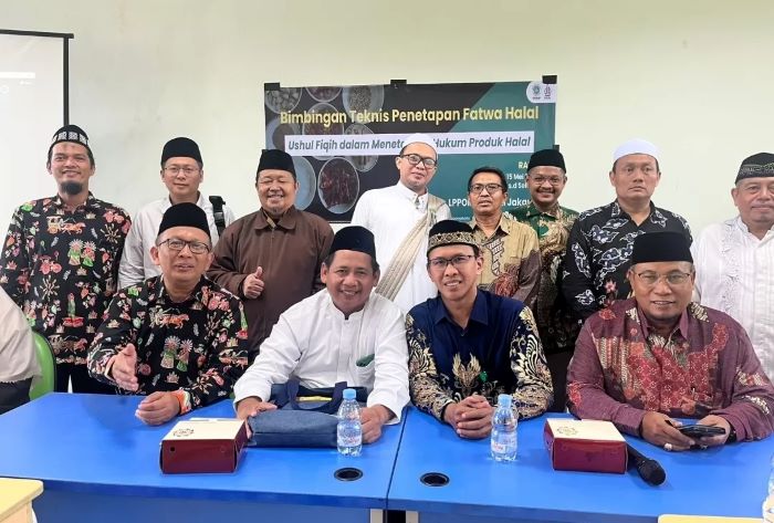 Beberapa pihak yang menghadiri Sosialisasi Fatwa Halal di Jakarta