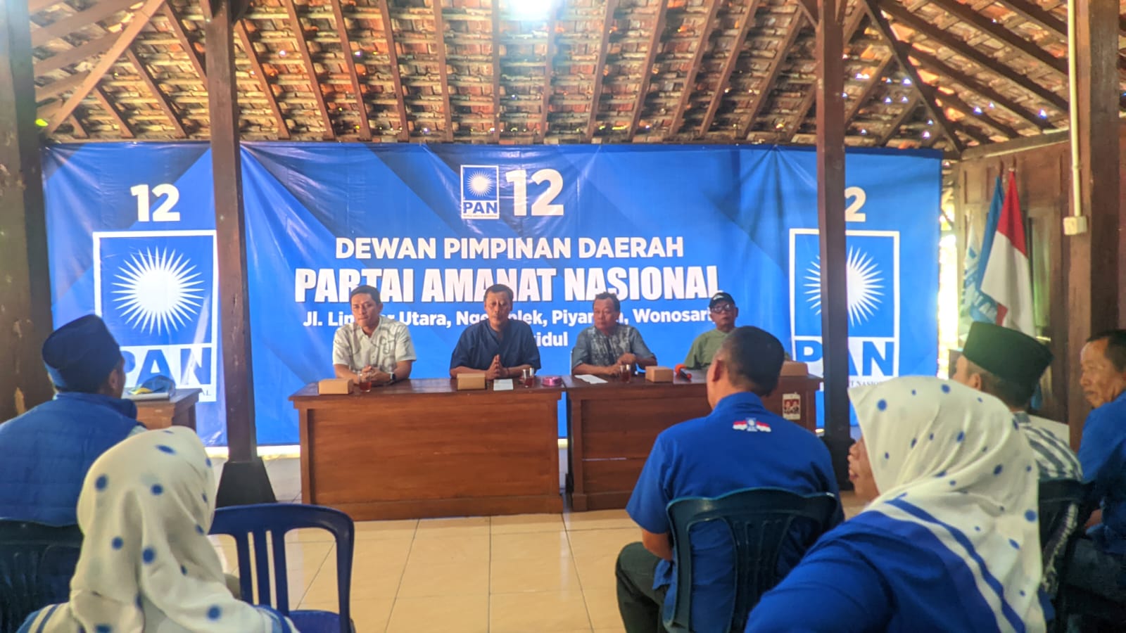 Deklarasi Mahmud Ardi Widanta sebagai bakal Cawabup Gunungkidul Pilkada 2024 di kantor DPD PAN Gunungkidul.