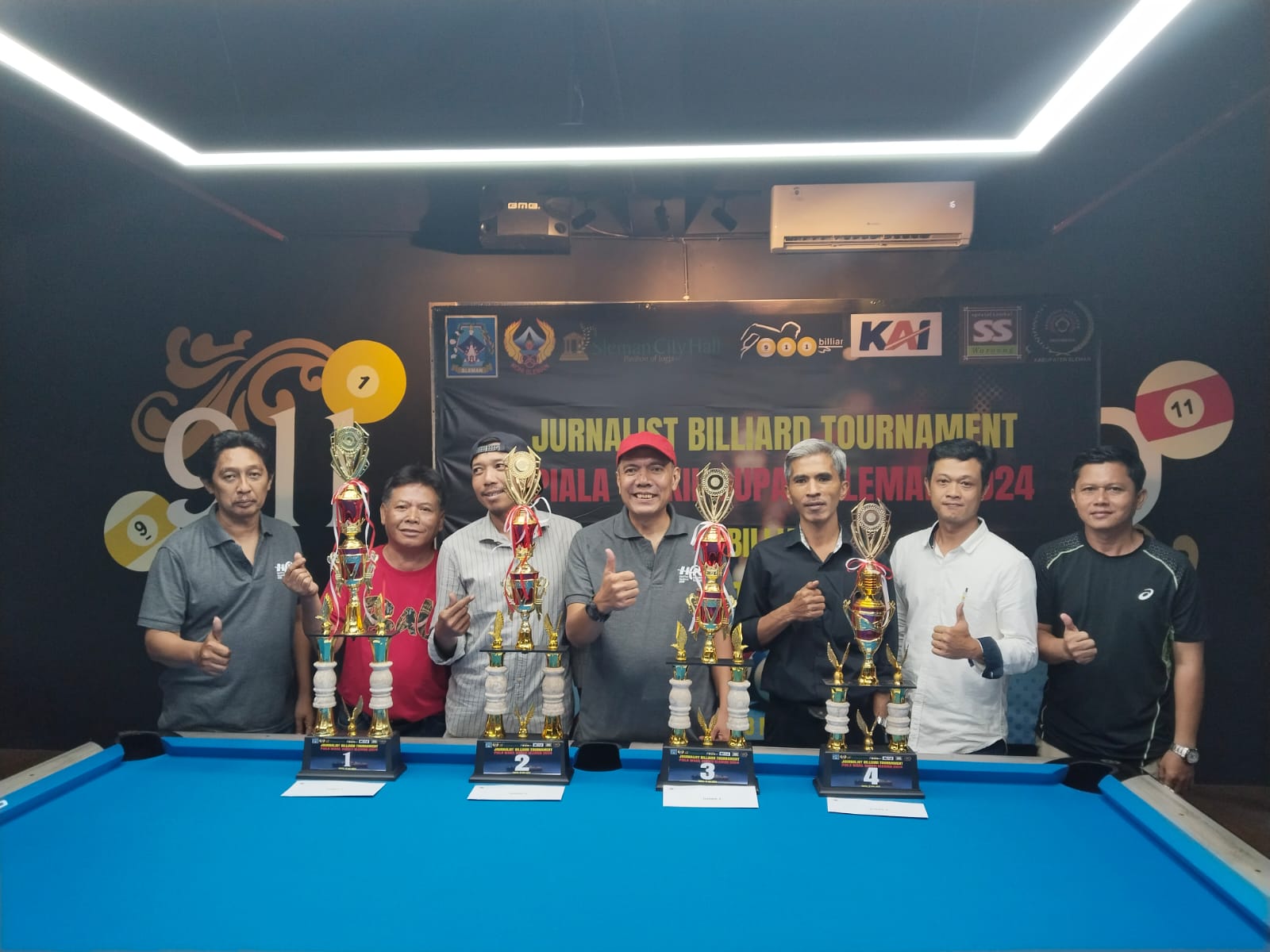 Para pemenang Journalist Billiard Tournament Piala Wakil Bupati Sleman 2024