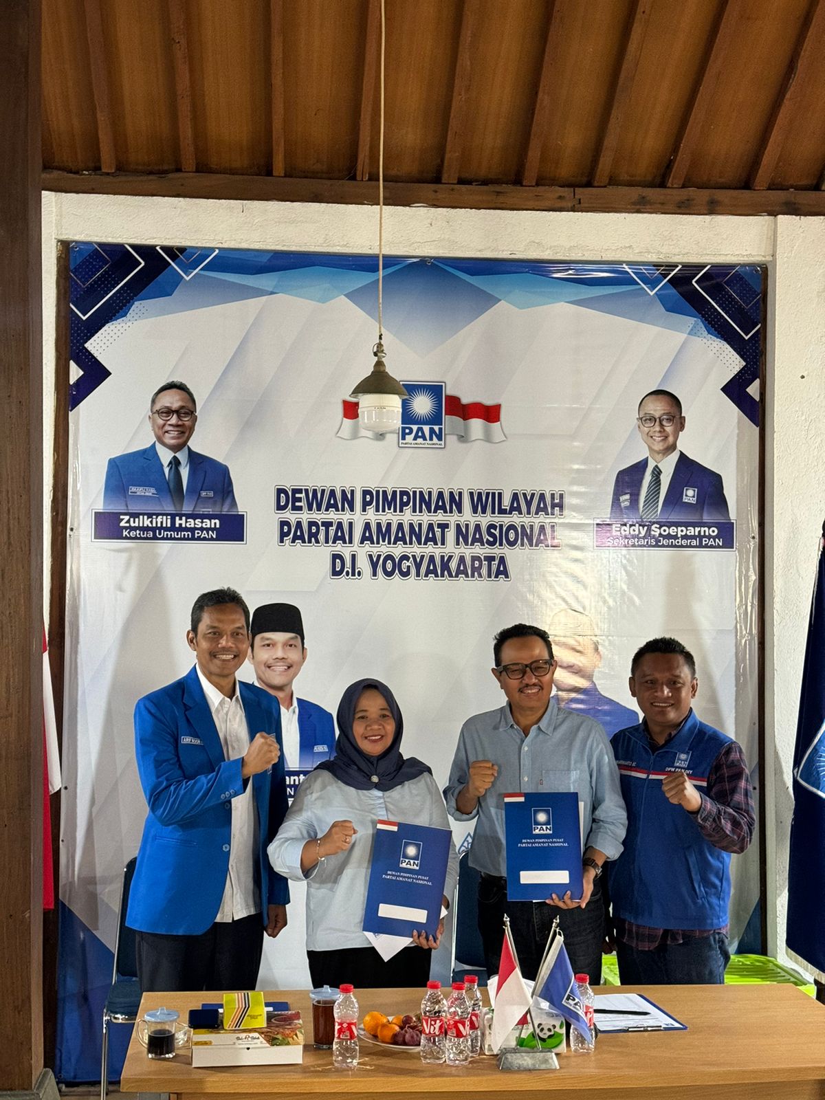 Bupati petahana Kustini Sri Purnomo mendapatkan rekomendasi dari DPP PAN untuk maju kembali maju sebagai calon bupati Sleman.&nbsp;
