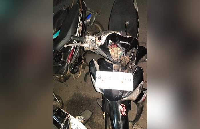 RUSAK PARAH: Sepeda motor milik bocah 15 tahun yang tewas terlindas mobil di Jalan Baron, Wonosari, Gunungkidu, Selasa (21/5/2024) pukul 17.00 WIB.