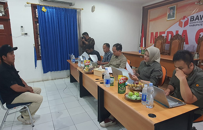 Seleksi wawancara calon panwaslu di Kantor Bawaslu Kabupaten Gunungkidul.Dokumen Bawaslu untuk Radar Jogja