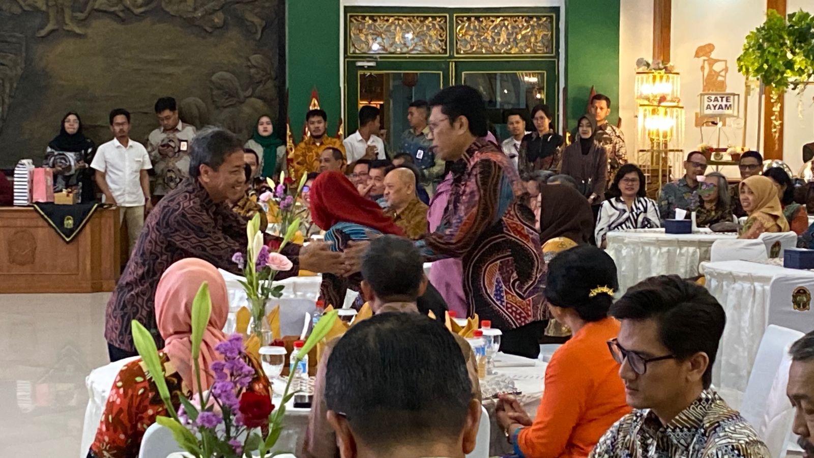Pisah sambut penjabat wali kota Jogja di Balai Kota Jogja Rabu (22/5) malam