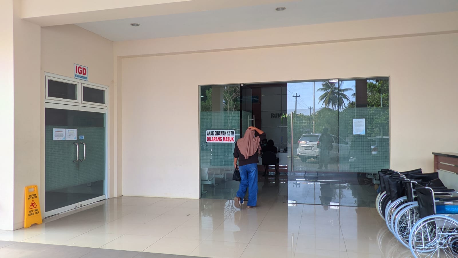 Tiga warga yang diduga keracunan dirawat di RS Bethesda Wonosari, Gunungkidul.