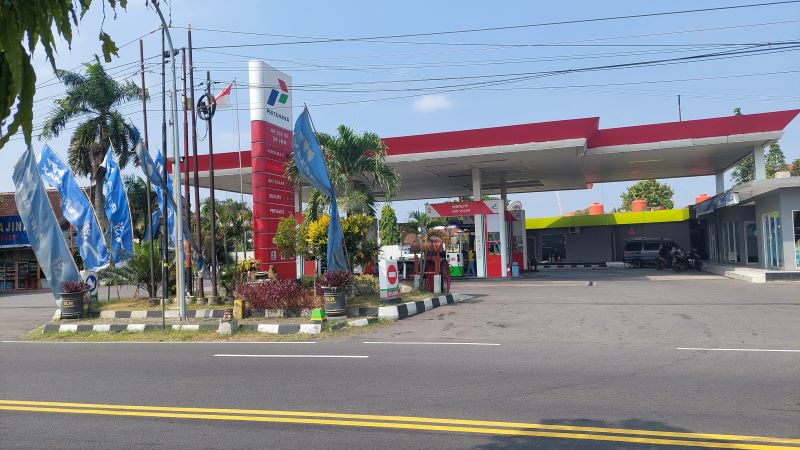 Salah satu unit usaha yang dimiliki Aneka Usaha.