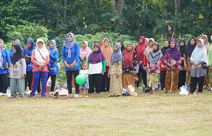 Peringatan Hari Lanjut Usia Nasional di Lapangan Trowono, Gunungkidul, Rabu (29/5).&nbsp;