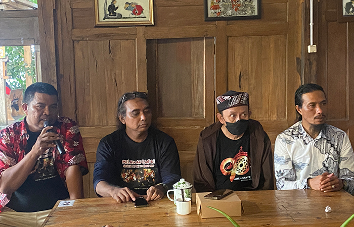 Diskusi Konsorsium Nusantaram Eva Raksamahe yang mengusulkan HB II menyandang gelar Pahlawan Nasional dan mengupayakan pengembalian manuskrip yang berada di luar negeri.