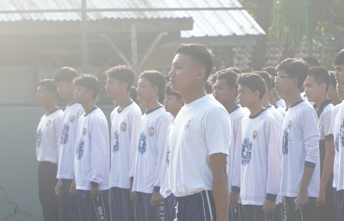 HARUS DISIPLIN - Pelajar mengikuti apel sosialisasi P4GN, kejahatan jalanan serta deklarasi kabupaten layak anak di SMAN 2 Playen pada Jumat (31/5/2024)