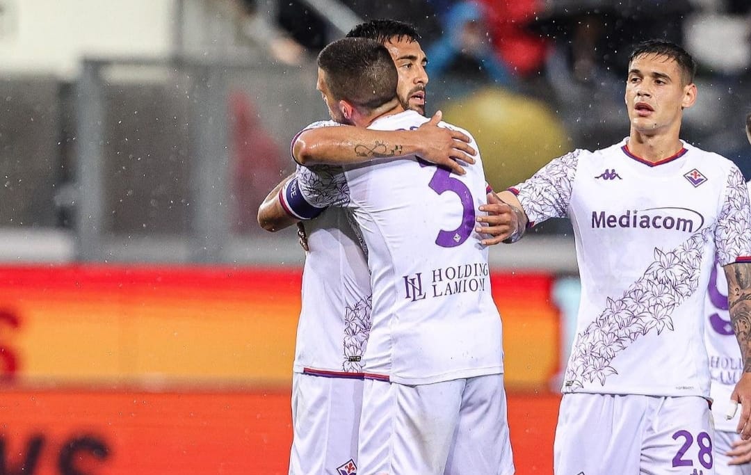 Para penggawa Fiorentina rayakan kemenangan atas Atalanta dengan skor 3-2 (ig acffiorentina)