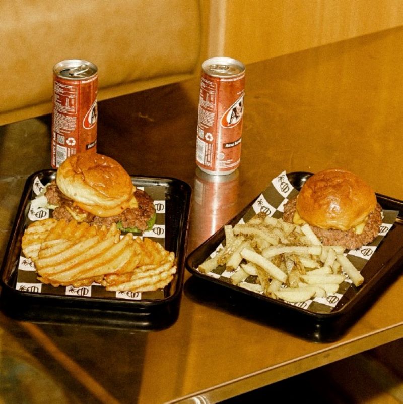 Tempat makan burger di Jogja.