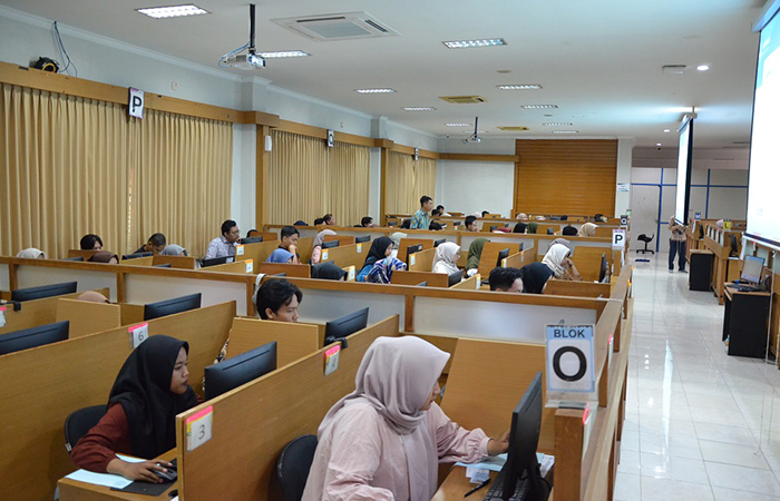 FOKUS: Sesi uji tes substantif bagi calon guru yang berlangsung di UNY Rabu(5/6).