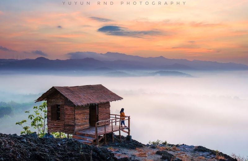 Gunung Ireng, di Ngrancahan, Pengkok, Kecamatan Patuk, Kabupaten Gunungkidul