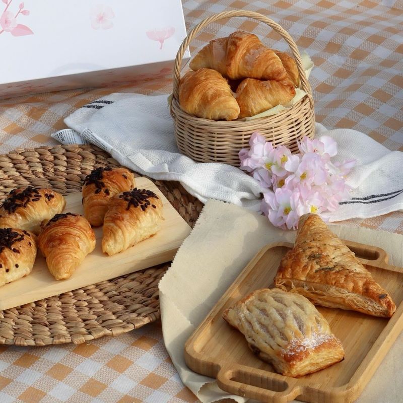 Varian roti di kedai MAKO yang wajib kamu cicipi ke tika ke Jogja.
