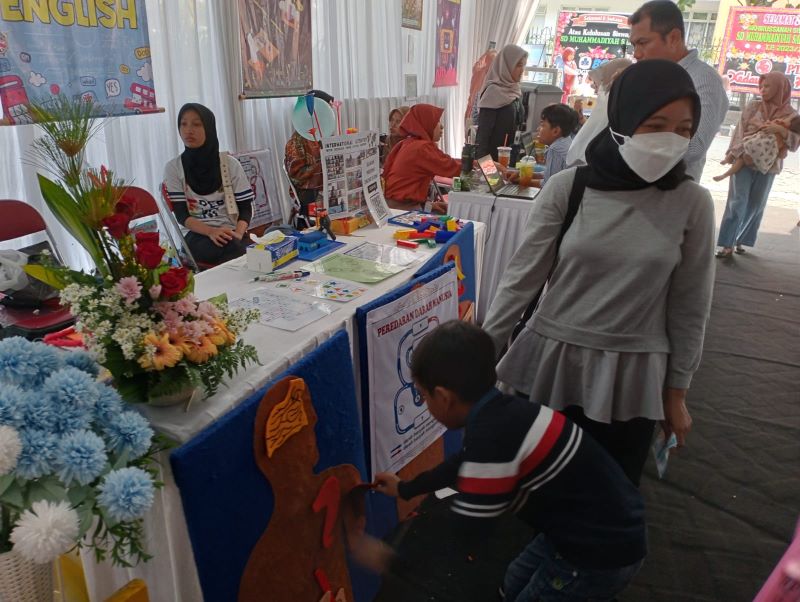 Acara purna siswa SD Muhammadiyah Sapen Kota Jogja dikemas dalam bentuk Sapen Edu Expo #1.