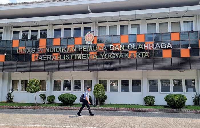 BERSIAP: Disdikpora DIY saat ini sudah membuat modul hingga alur pendaftaran PPDB untuk memudahkan orang tua. Bisa diakses melalui melalui website resmi Disdikpora DIY.Fahmi Fahriza/Radar Jogja&nbsp;