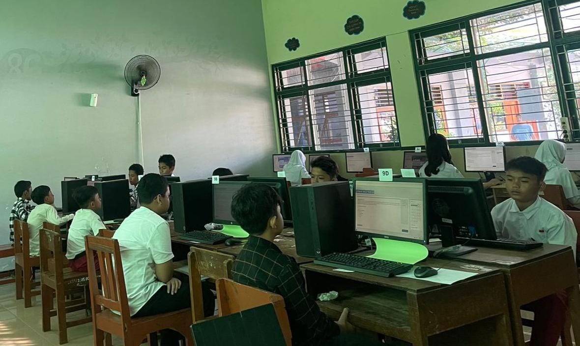 Siswa lulusan luar daerah mulai mengikuti Assesment Standarisasi Pendidikan Daerah (ASPD) di SMPN 1 Bantul pada Selasa (11/6/2024)  (Dok SMPN 1 Bantul untuk Radar Jogja)