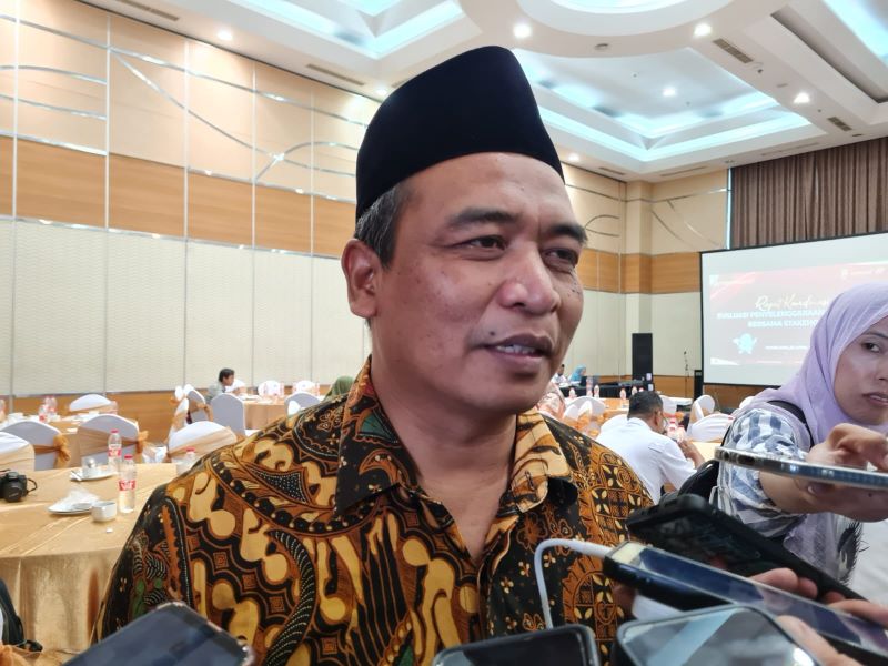 HEADSHOT: Ketua KPU Kabupaten Magelang Ahmad Rofik.