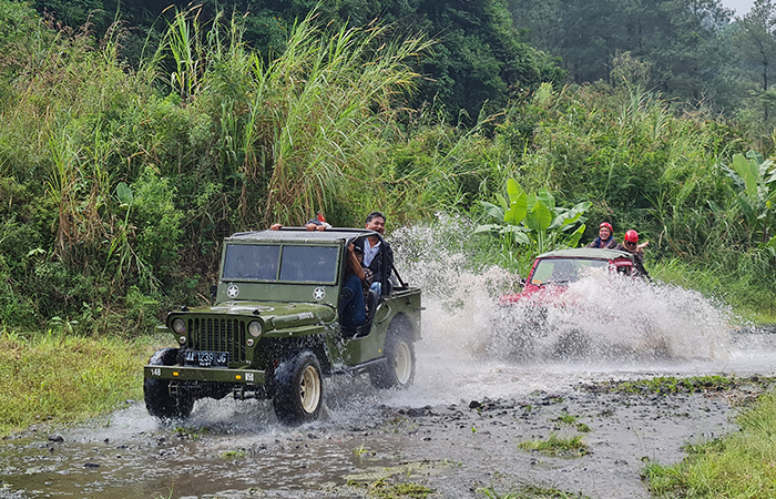 SUSURI ALAM: Wisatawan bisa mengeksplorasi OWA Jurang Jero di Kecamatan Srumbung dengan menggunakan jip.NAILA NIHAYAH/RADAR JOGJA