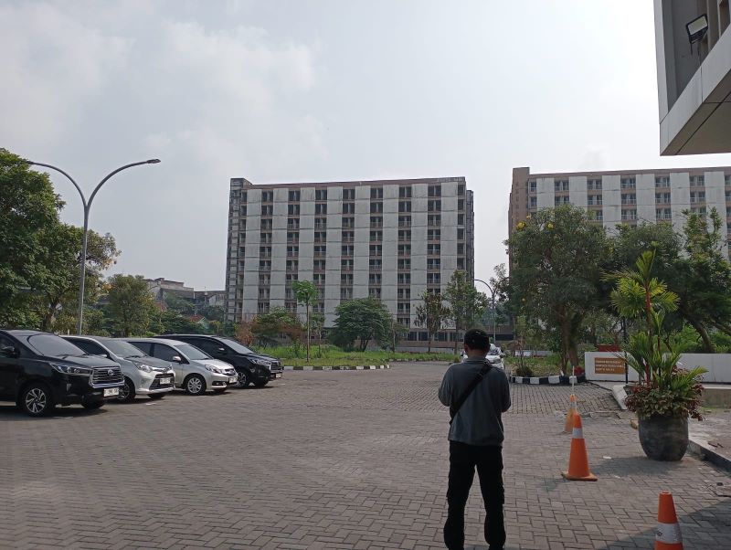 Apartemen Malioboro City Jogjakarta yang sampai saat ini masih mangkrak.