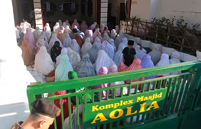 Pelaksanaan sholat Idul Fitri jamaah Masjid Aolia Padukuhan Panggang III, Giriharjo, Panggang, Gunungkidul beberapa waktu lalu