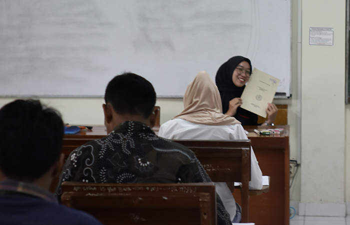 FOKUS: Mahasiswa Prodi Bimbingan Konseling UNY saat menguji tes minat bakat perwakilan siswa SMA se-DIY Rabu(19/6).Dokumentasi UNY&nbsp;