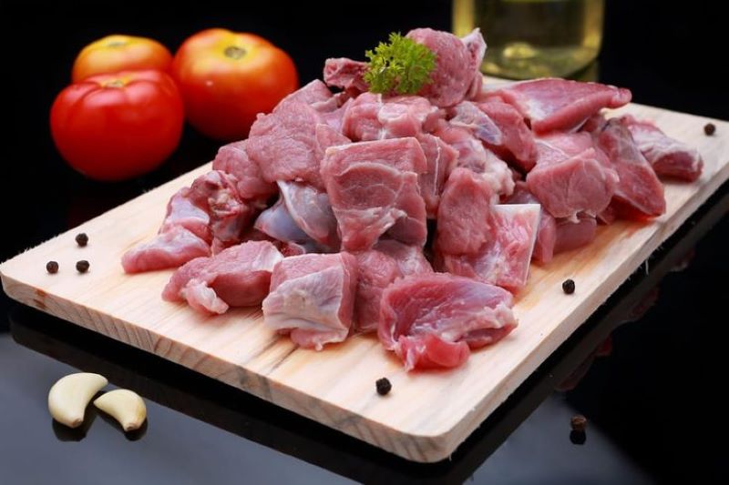 Cara memasak daging kambing agar tetap lembut.