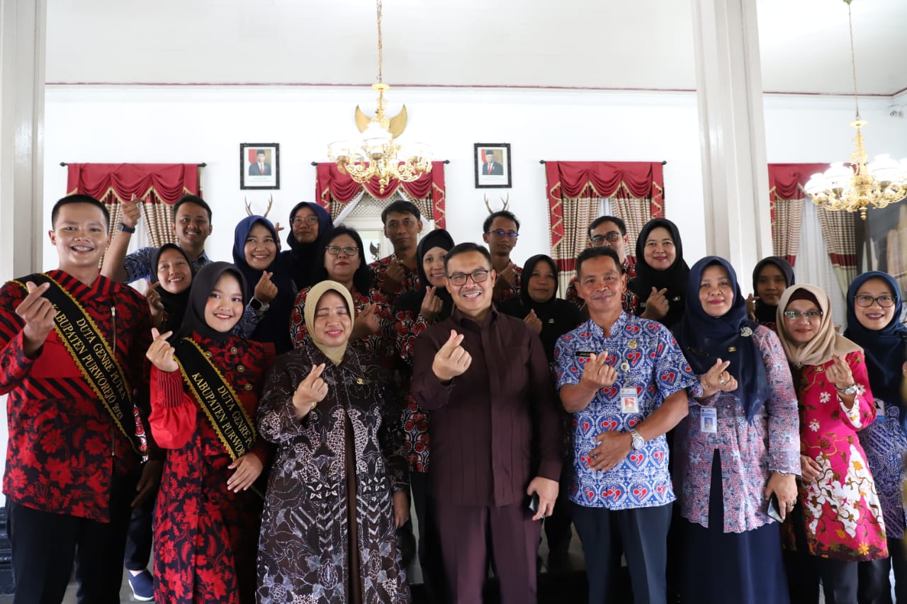 Kepala BKKBN RI Hasto Wardoyo saat hadir dalam kegiatan sinergi dan kolaborasi tenaga lini lapangan Program Bangga Kencana dan percepatan penurunan stunting di Purworejo, Jumat (21/6).