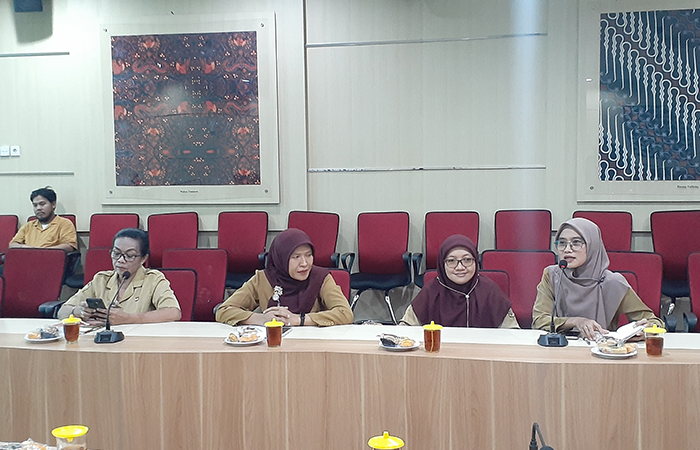 Kegiatan jumpa pers kegiatan donor darah yang diselenggarakan Dinkes Kota Jogja, (24/6).IWAN NURWANTO/RADAR JOGJA
