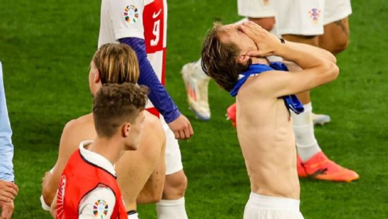 Kekecewaan dari Luka Modric Cs usai gagal antarkan Kroasia ke babak gugur Euro 2024 (getty)