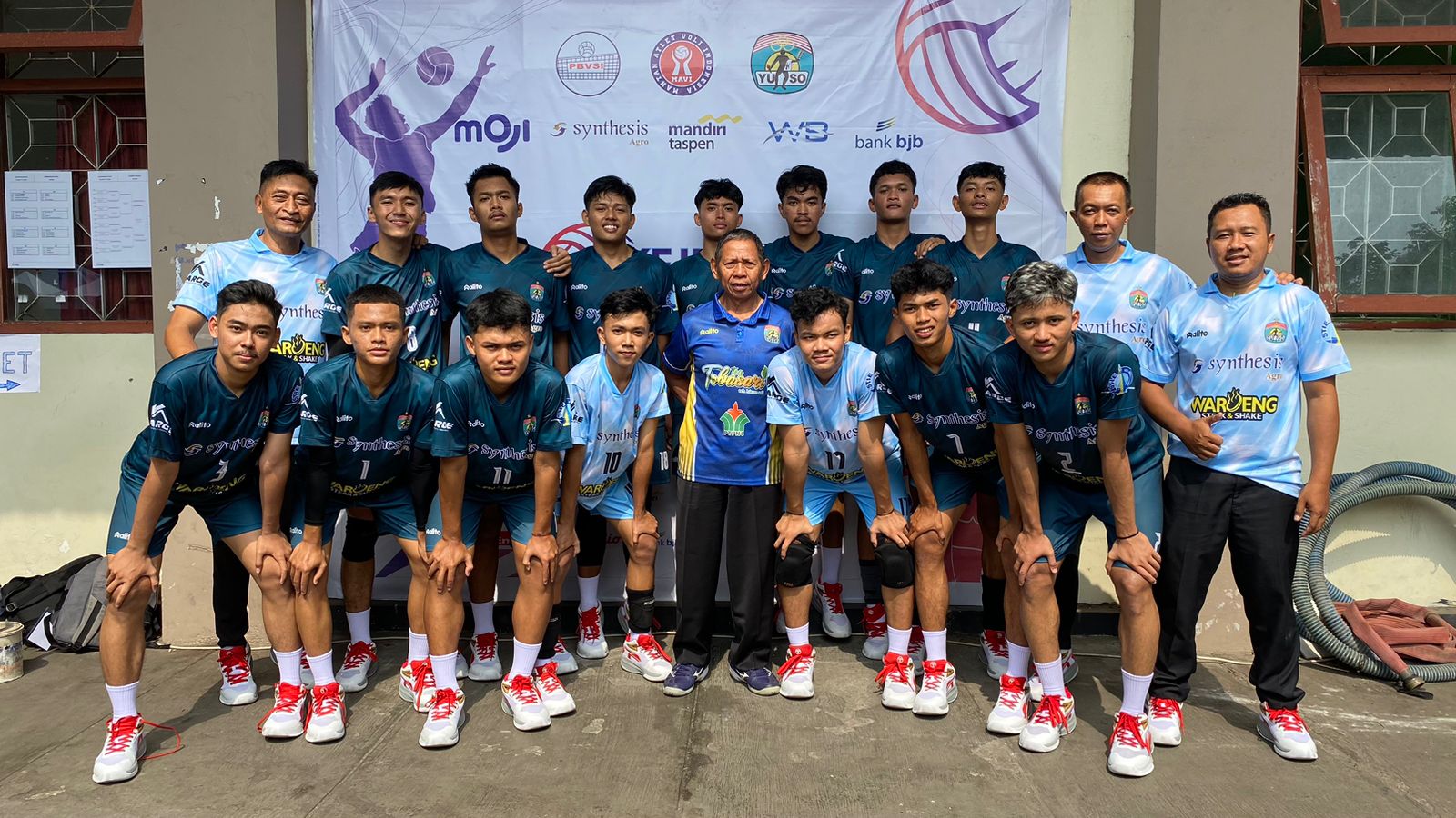 Tim Yuso Jogjakarta meraih peringkat ketiga di Kejurnas Bola Voli U-17 di GOR Pangukan Sleman.