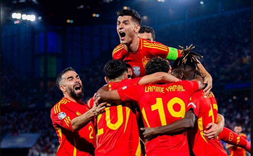 Pemain Spanyol rayakan kemenangan ats Georgia yang memastikan satu tiket ke perempat final Euro 2024