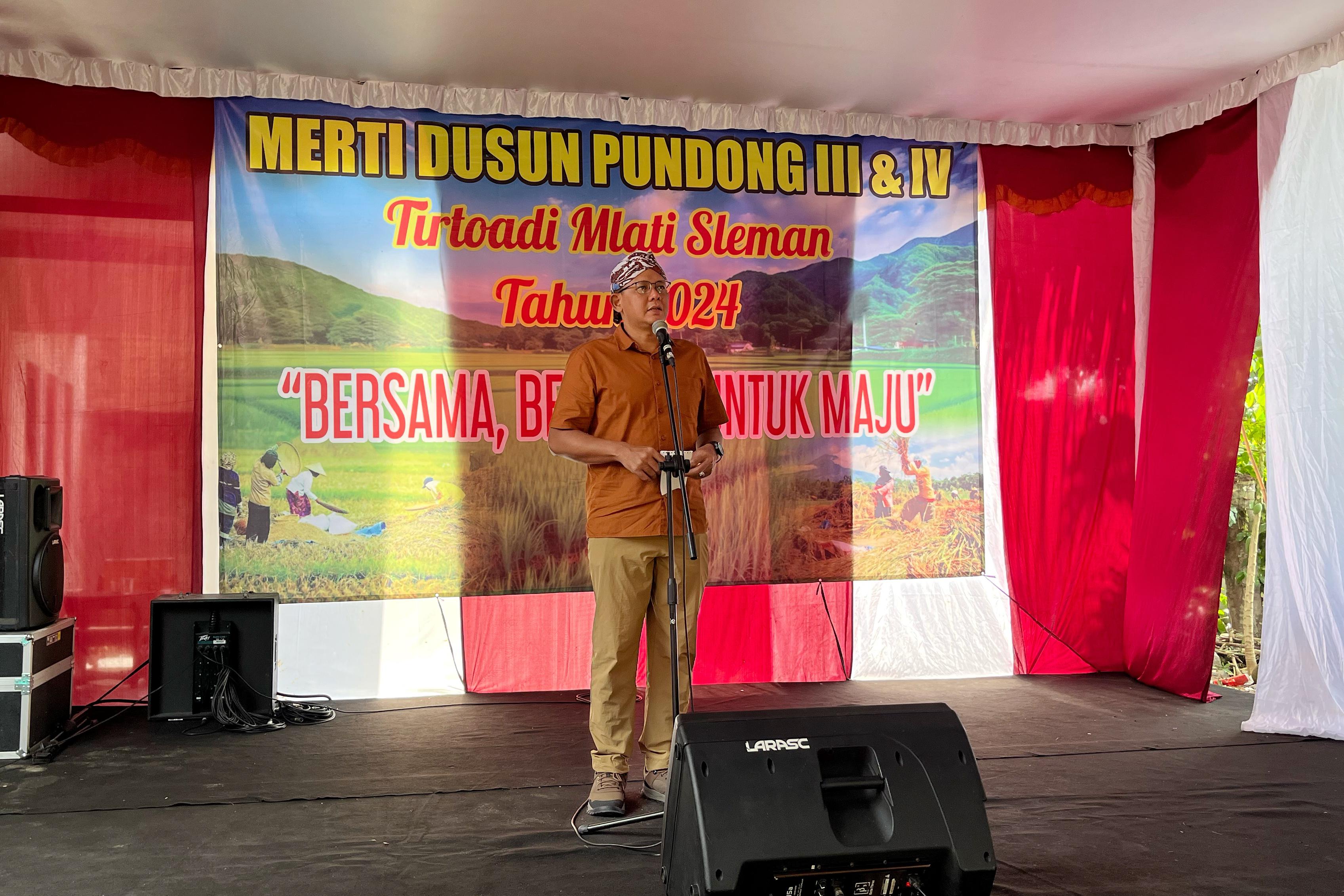 JAGA BUDAYA: Wakil Bupati Sleman Danang Maharsa SE saat menghadiri merti dusun di Tirtoadi (30/6/2024)