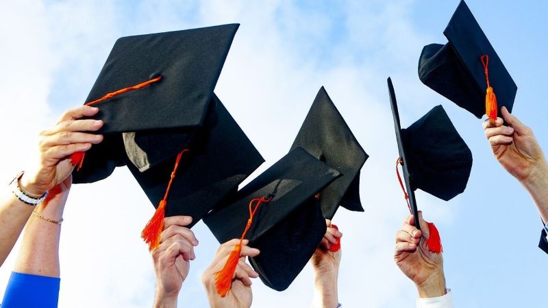 Ilustrasi wisuda.