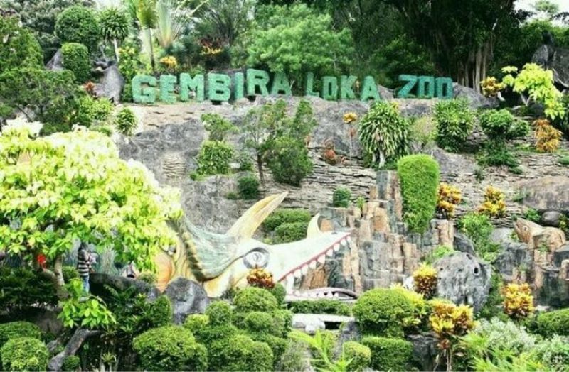 Rekomendasi wisata keluarga di Gembira Loka Zoo.
