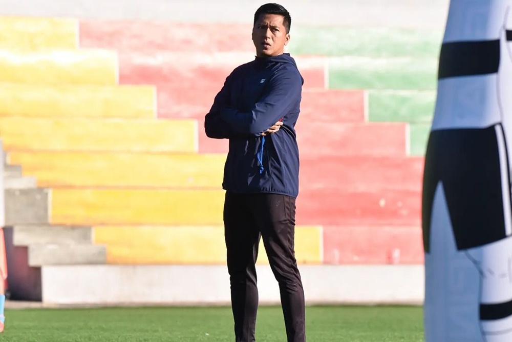 Stefan Keltjes menjadi nahkoda anyar Gresik United (ISTIMEWA)