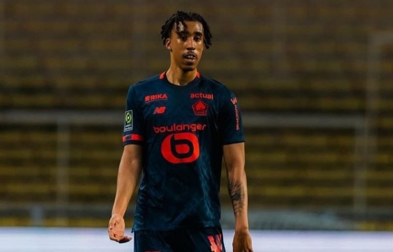 pemain bertahan Lille yang menjadi incaran Real Madrid, Leny Yoro (ig lenyyoro)