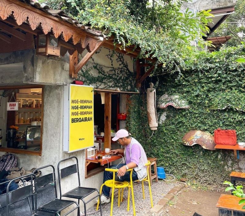 Cicipi Minuman Rempah di Wiratea Spices Bar Jogja.