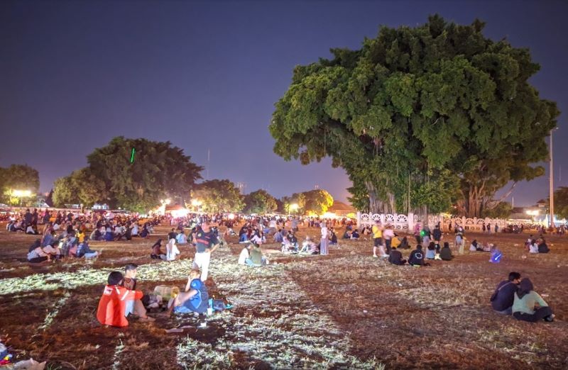 Suasana di Alun-alun Kidul (Selatan) Jogja.