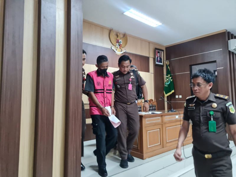 JADI TERSANGKA: Eks Kades Girimulyo Dirman resmi ditetapkan menjadi tersangka dan ditahan di Lapas Kelas IIA Magelang, Selasa (16/7/2024).