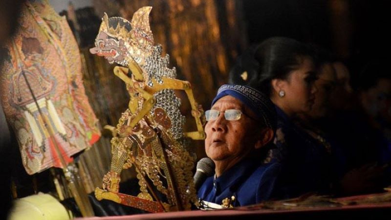 Ilustrasi pertunjukan wayang kulit yang dibawakan dalang kondang Ki Manteb Soedharsono.
