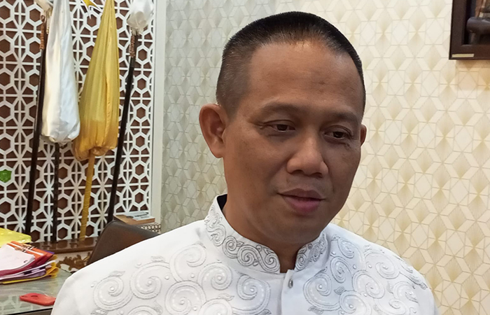 Bupati Kebumen Arif Sugiyanto menyebut belum minat pasang baliho dirinya jelang Pilkada 2024. (M Hafied/Radar Jogja)