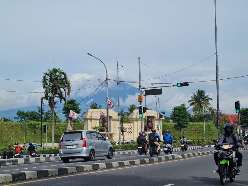 BERGESER: Rencana pembangunan exit tol&nbsp;Jogja-Bawen di gerbang singa Palbapang, terpaksa diurungkan. Karena masuk dalam SP-1.