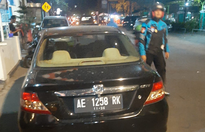 INI LHO: Mobil Honda City dengan nomor polisi AE 1258 RK milik warga Magetan, Jawa Timur yang diduga karena angsuran menunggak.Dokumentasi Polres Bantul