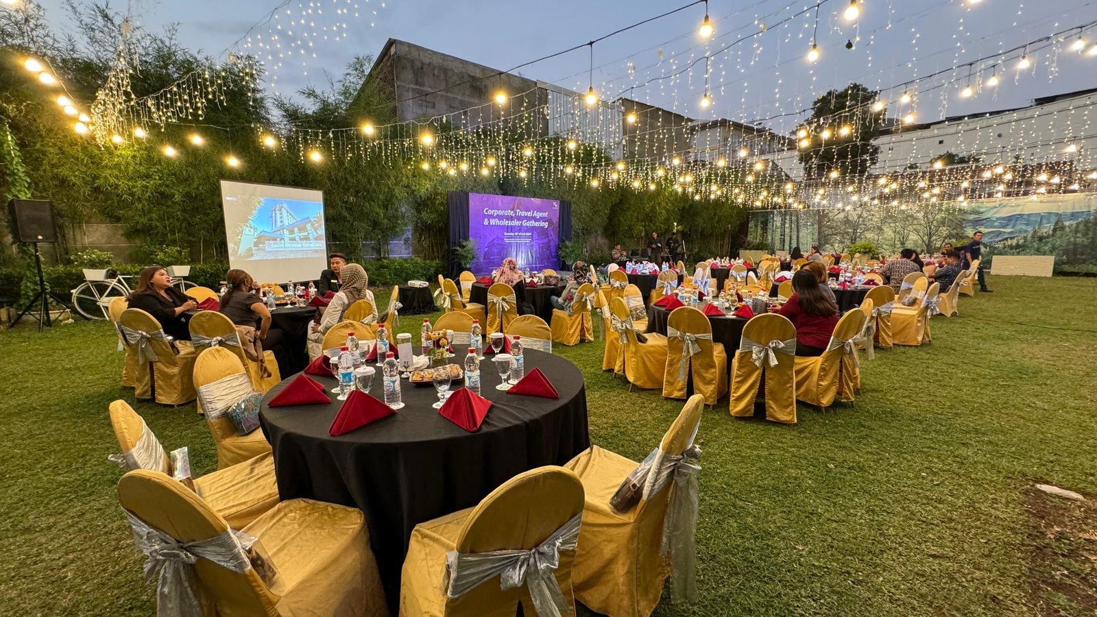 Kimaya Sudirman Yogyakarta by HARRIS terus berupaya memberikan apresiasi contohnya melalui kegiatan Corporate, Travel agent dan Wholesaler Gathering.