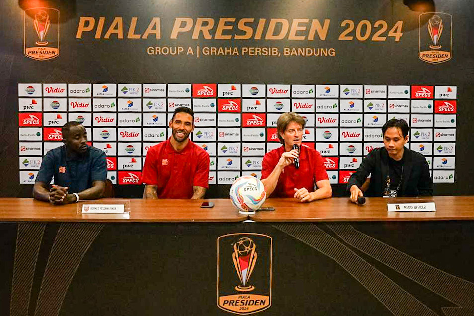 Pelatih Borneo FC, Pieter Huistra anggap duel kontra Persib sebagai duel Super Cup di Piala Presiden (pialapresiden.id)