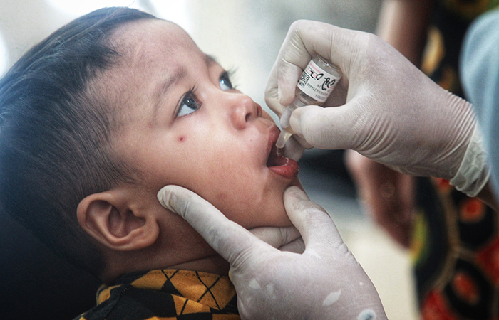Imunisasi Polio Hari Anak .GUNTUR AGA TIRTANA/RADAR JOGJA