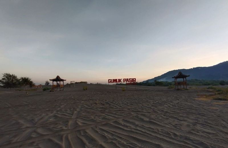 Gumuk Pasir Barchan