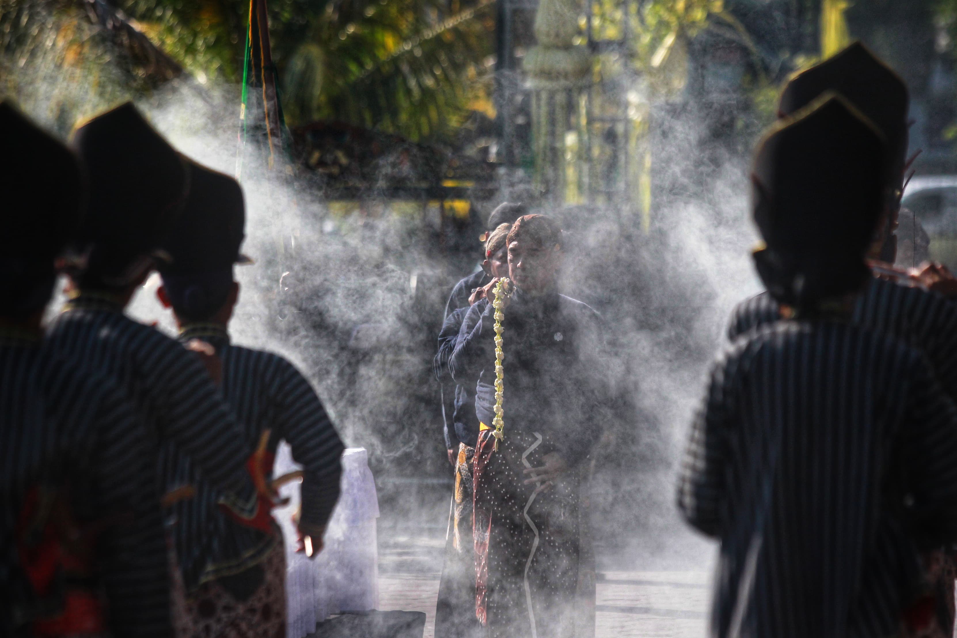 Jamasan Pusaka Tombak Kyai Wijoyo Mukti, Teguhkan Pelestarian Budaya dan Komitmen Pemkot Jogja Layani Masyarakat.  Guntur Aga/Radar Jogja